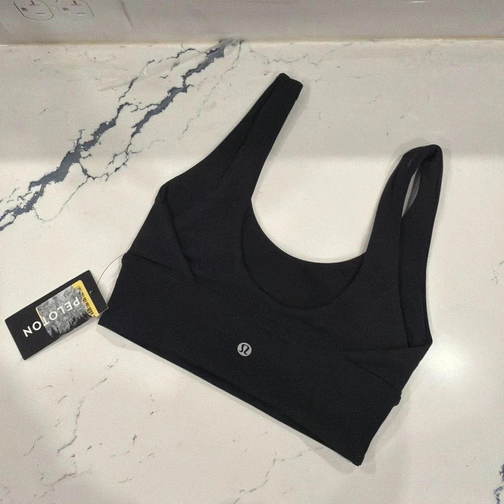 NWT‎ Lululemon X Peloton Bra Women 2 Black Align Light Reversible lw2da8s